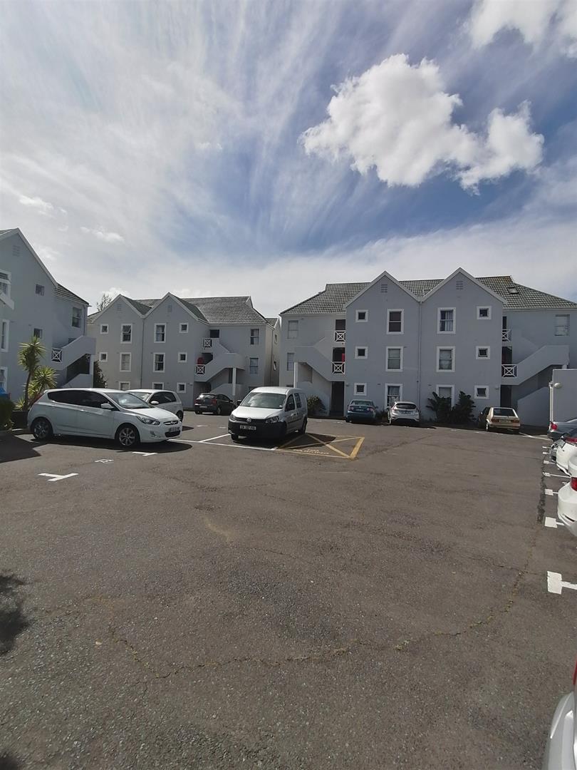 2 Bedroom Property for Sale in Claremont Western Cape